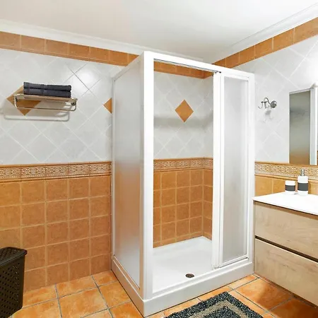 Casa Abuelos 2 בית נופש *